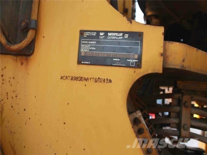 CAT 980 G لوادر بعجل
