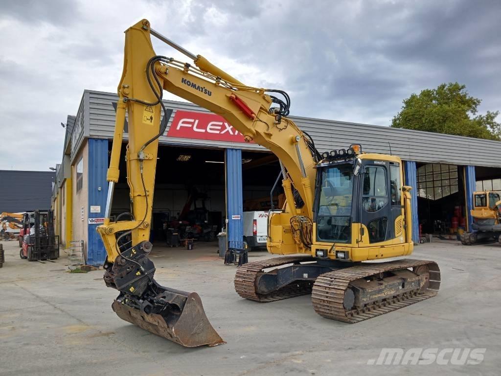 Komatsu PC 138 US-11 حفارات زحافة