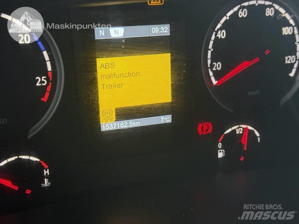 Scania R 440 LA وحدات الجر