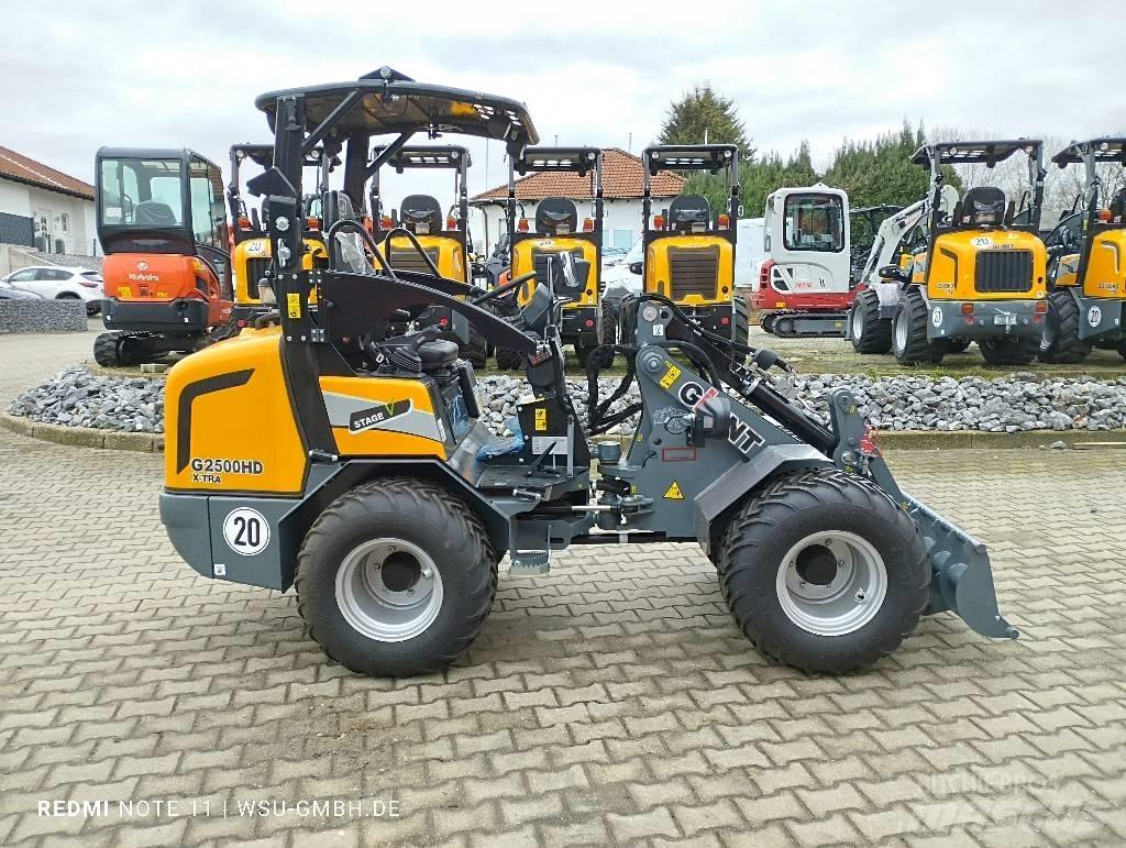 GiANT G2500 Xtra HD لوادر انزلاقية التوجيه