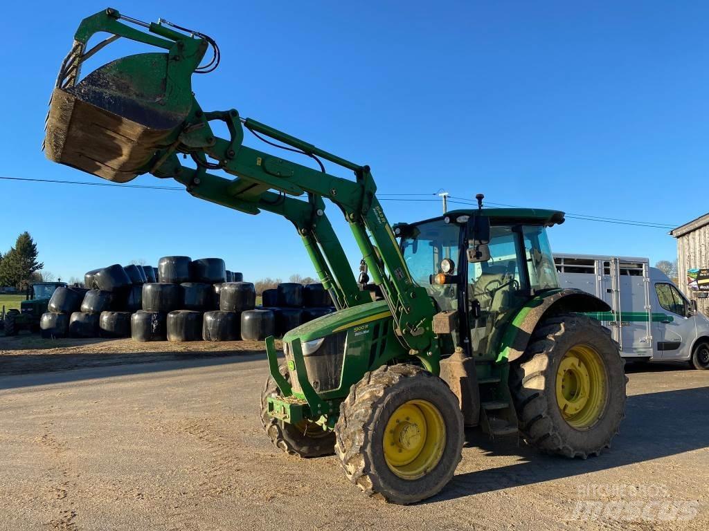 John Deere 5100R الجرارات