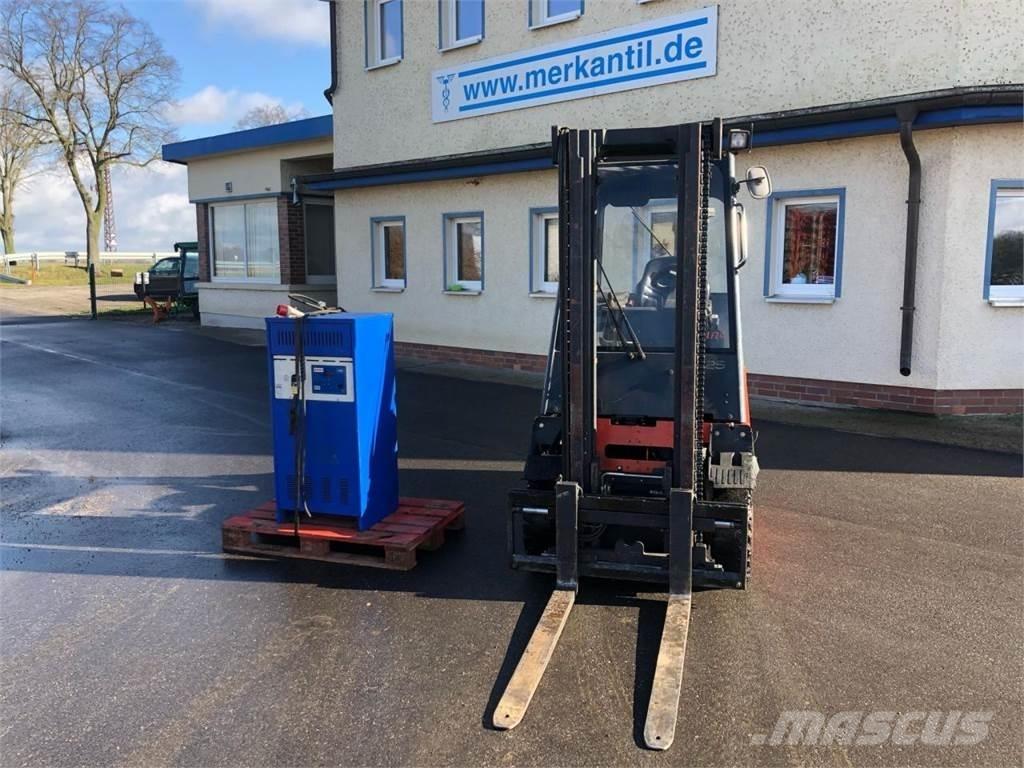 Linde E 25 شاحنات ذات رافعات شوكية تعمل بالكهرباء