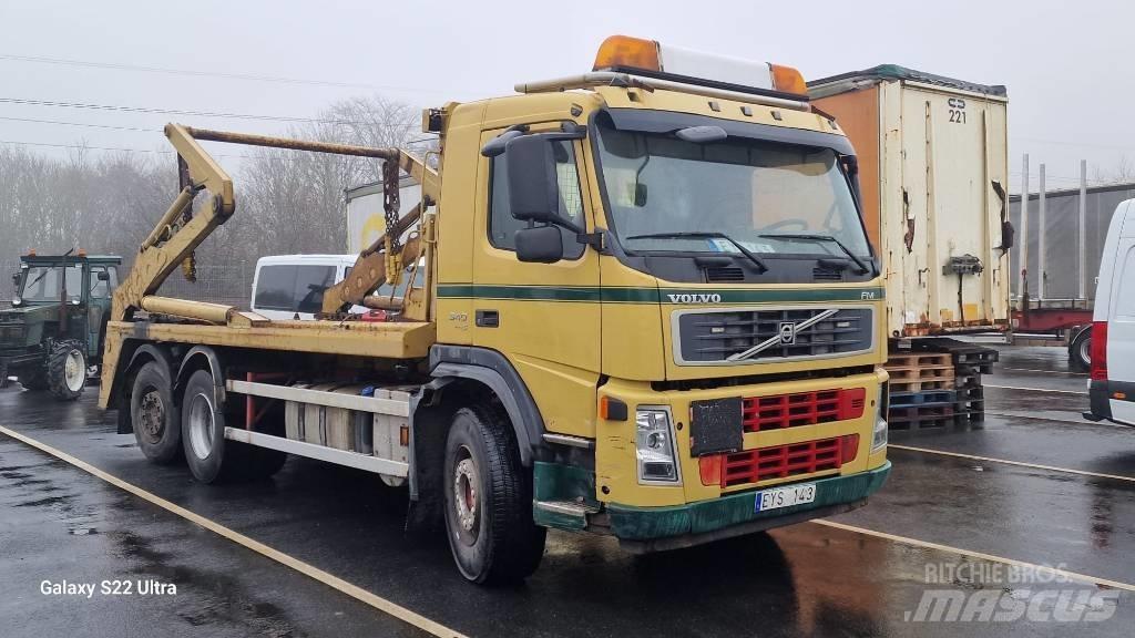 Volvo FM 12 340 شاحنات لوادر