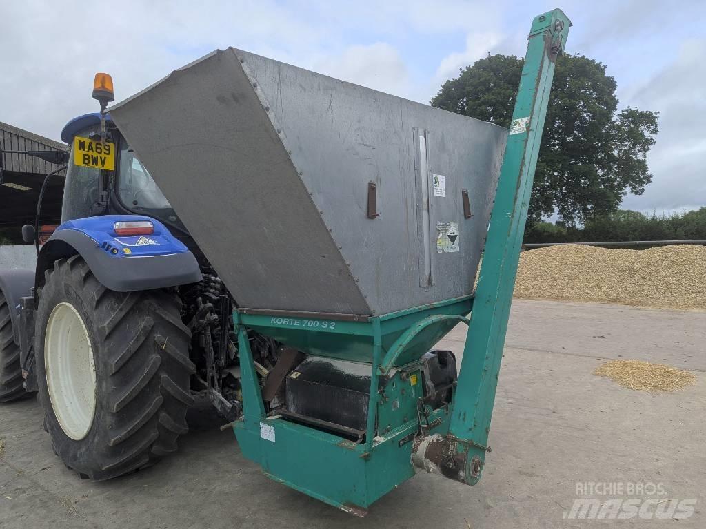 KORTE 700 S2 ماكينات وملحقات مواش أخرى