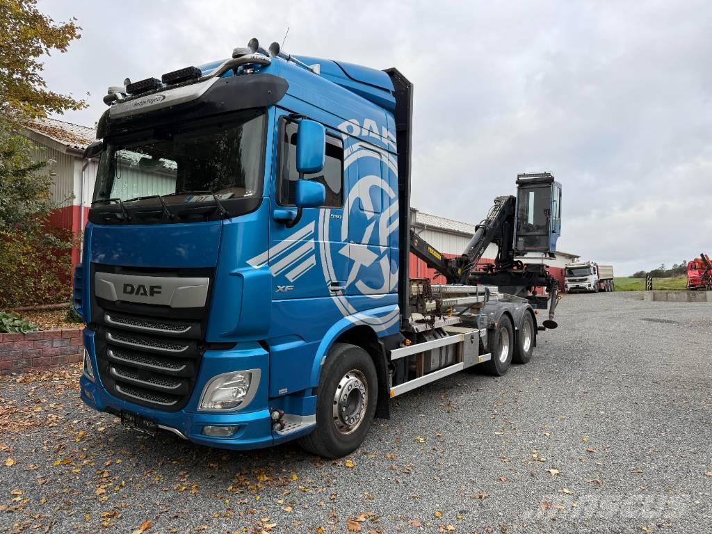 DAF XF 530 6x4 شاحنات نقل آلة الغابات
