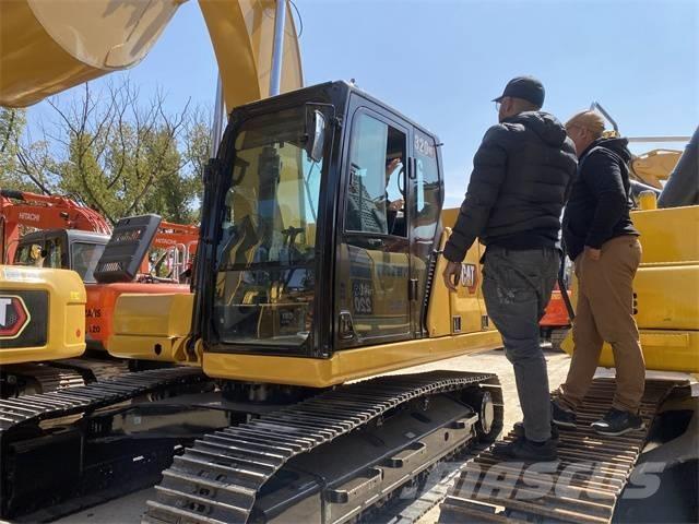 CAT 320 GC حفارات زحافة