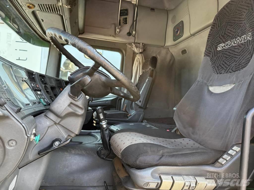 Scania 144 460 وحدات الجر