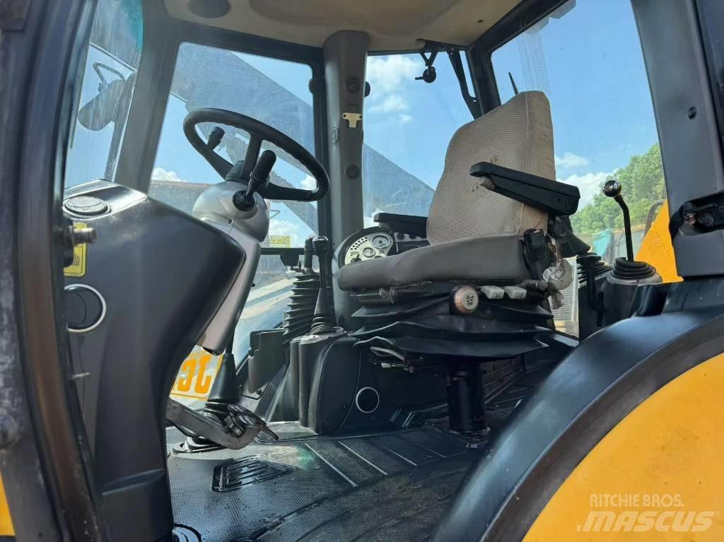 JCB 3 CX لوادر ذات جرافات عكسية