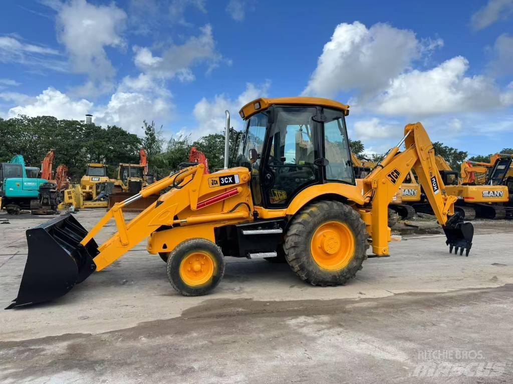 JCB 3 CX لوادر ذات جرافات عكسية