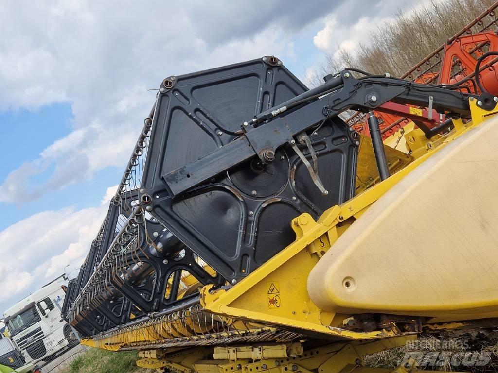 New Holland CX 8070 حصادات