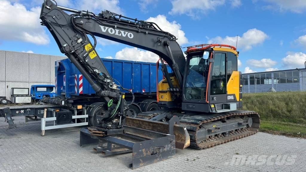 Volvo ECR145EL حفارات زحافة