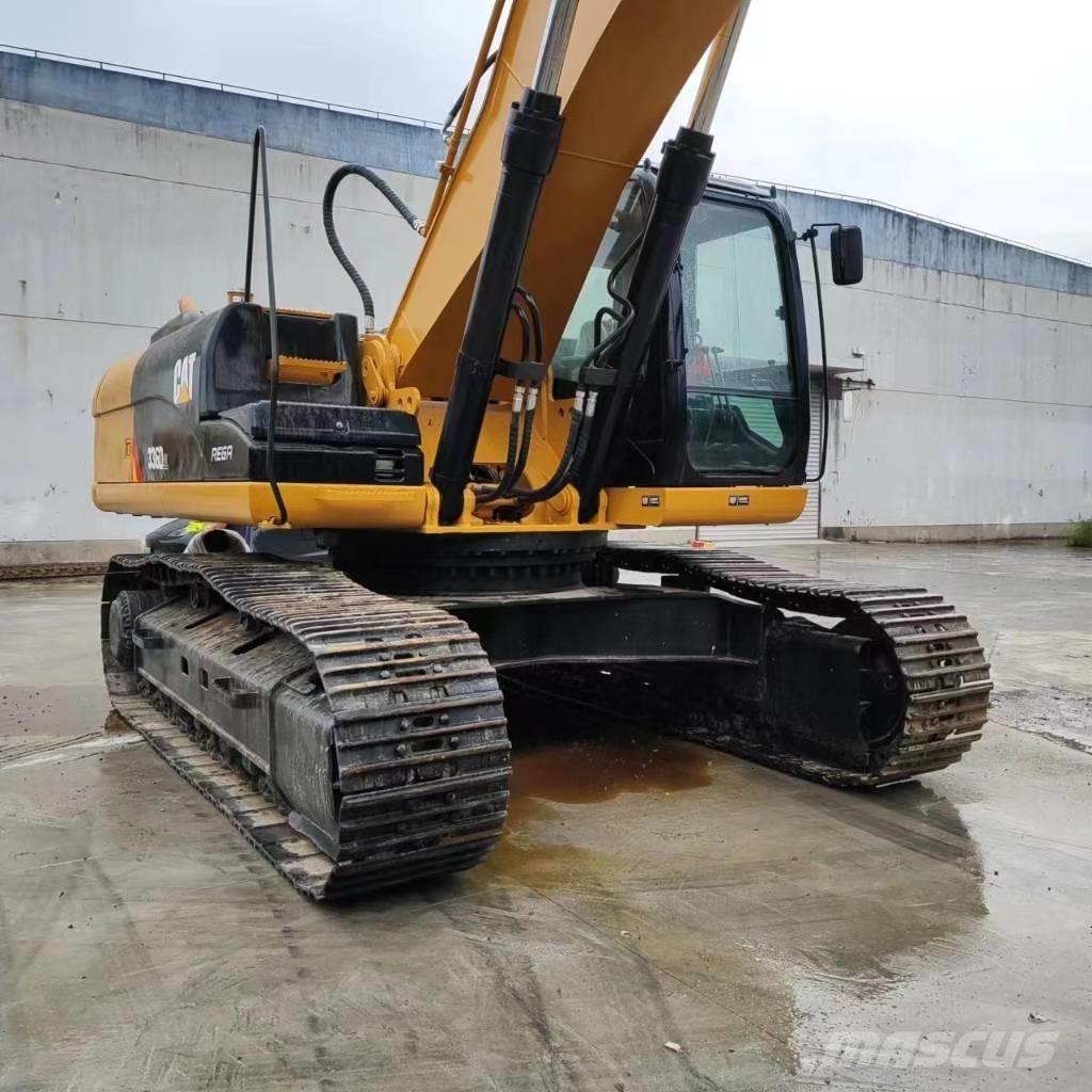 CAT 336 D L حفارات زحافة