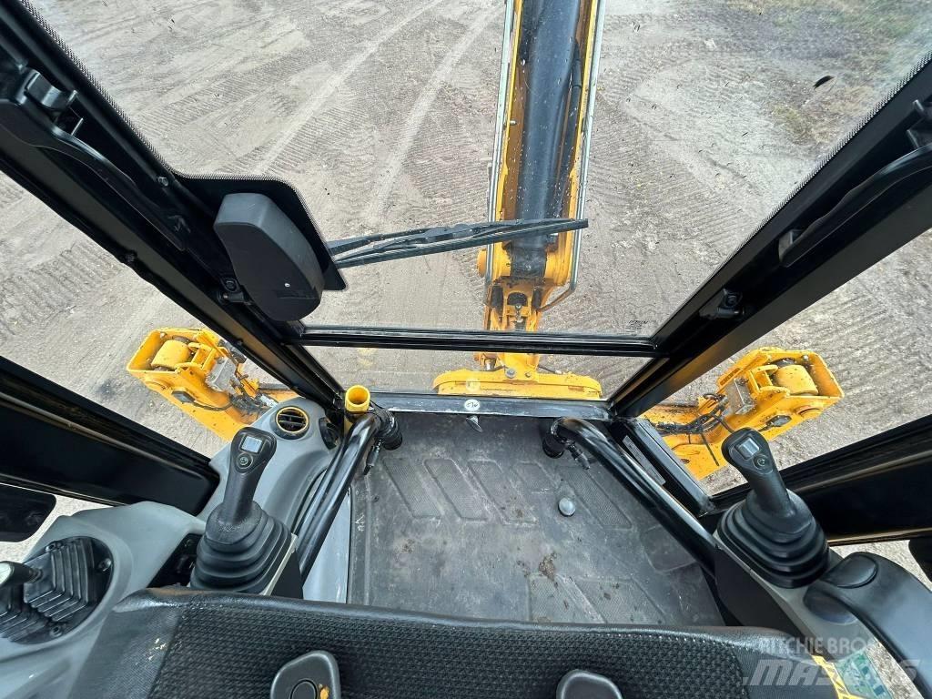 JCB 3 CX لوادر ذات جرافات عكسية