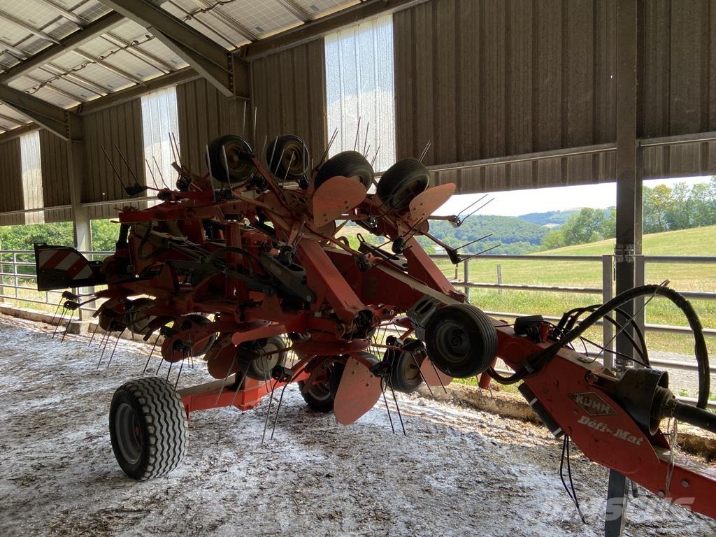 Kuhn GF 13012 T مكابس وميبسات التبن