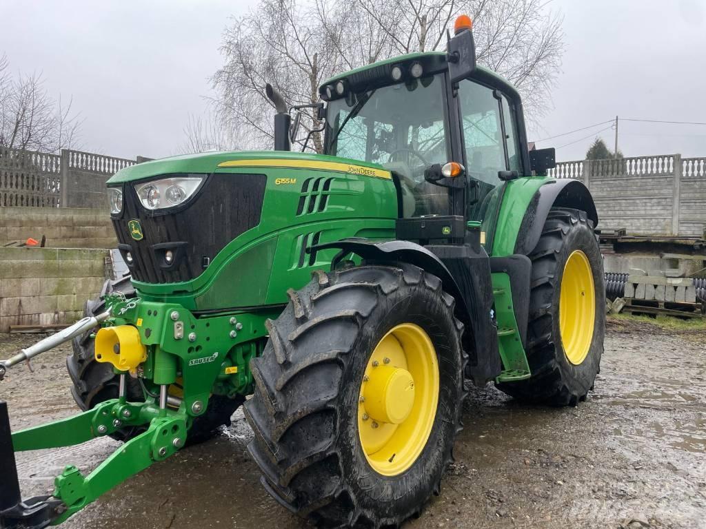 John Deere 6155 M الجرارات