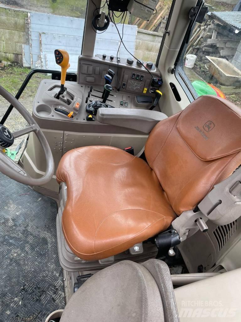 John Deere 6155 M الجرارات