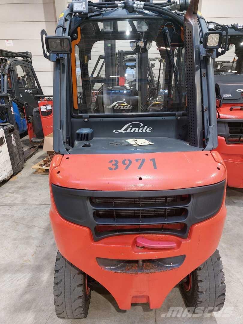 Linde H30D شاحنات الديزل