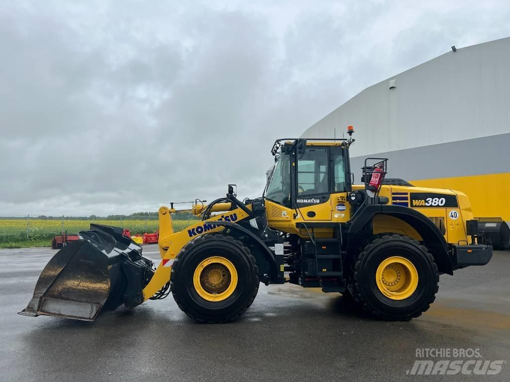 Komatsu WA 380-8E0 لوادر بعجل