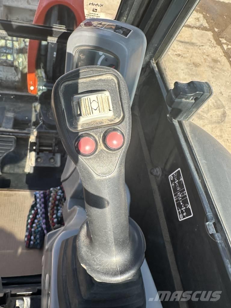 Kubota U 27-4 حفارات صغيرة أقل من 7 طن (حفارات صغيرة)