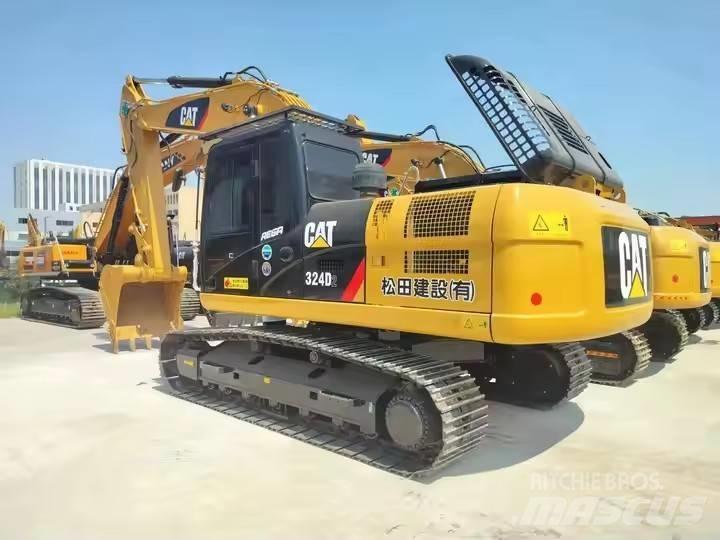 CAT 324D2 حفارات زحافة