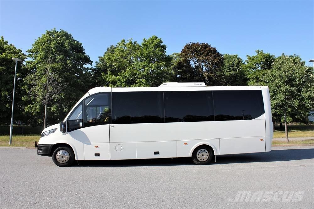 Iveco Rosero First حافلة مدرسية