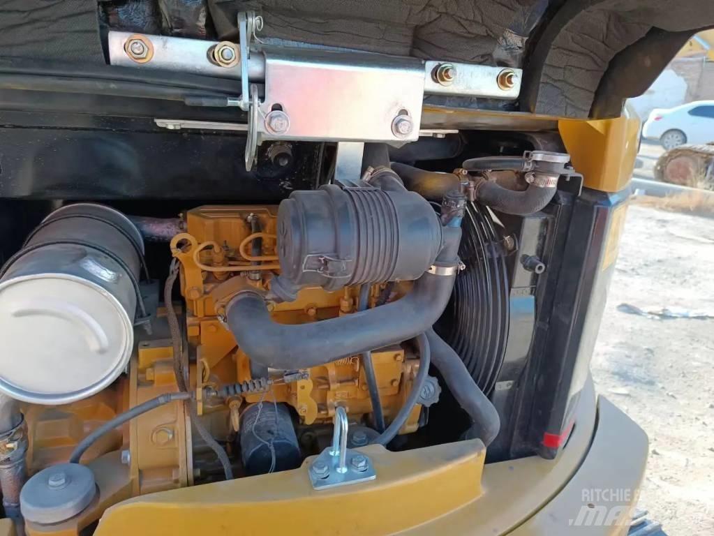 CAT 303 CR حفارات صغيرة أقل من 7 طن (حفارات صغيرة)