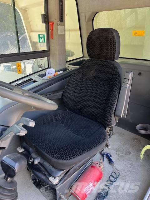 Astra RD32C شاحنات المخلفات الصلبة