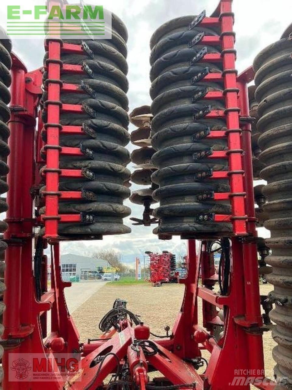 Horsch joker 10 rt زحافات ساحقة