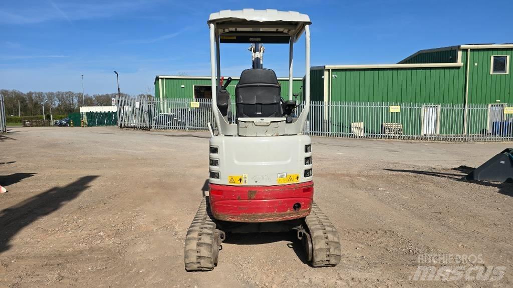 Takeuchi TB 217 R حفارات صغيرة أقل من 7 طن (حفارات صغيرة)