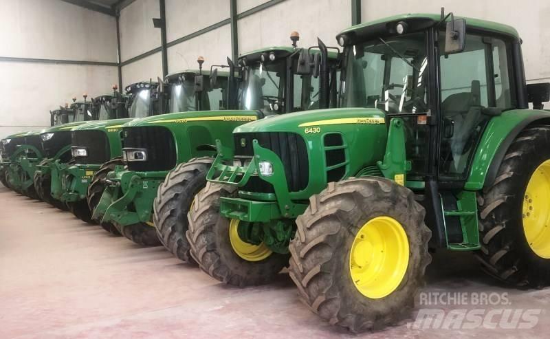 John Deere 6910 الجرارات
