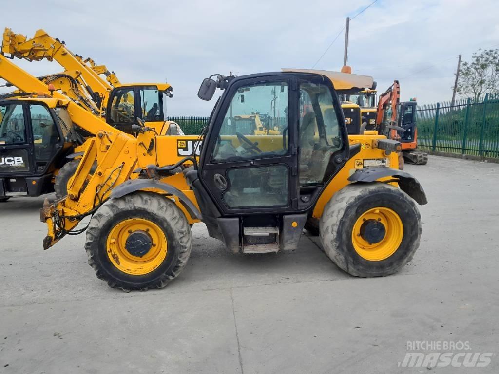 JCB 536-60 مناولات متداخلة