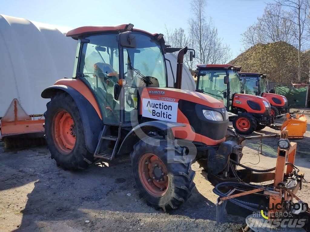 Kubota M 6060-C الجرارات