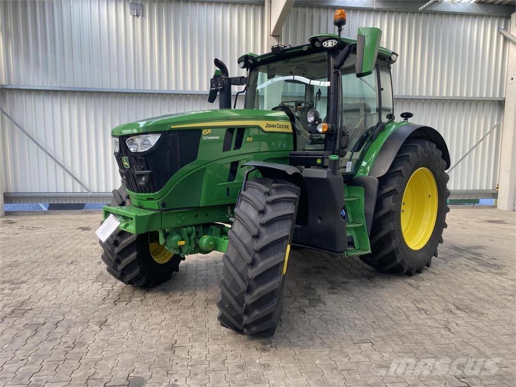 John Deere 6R 155 الجرارات