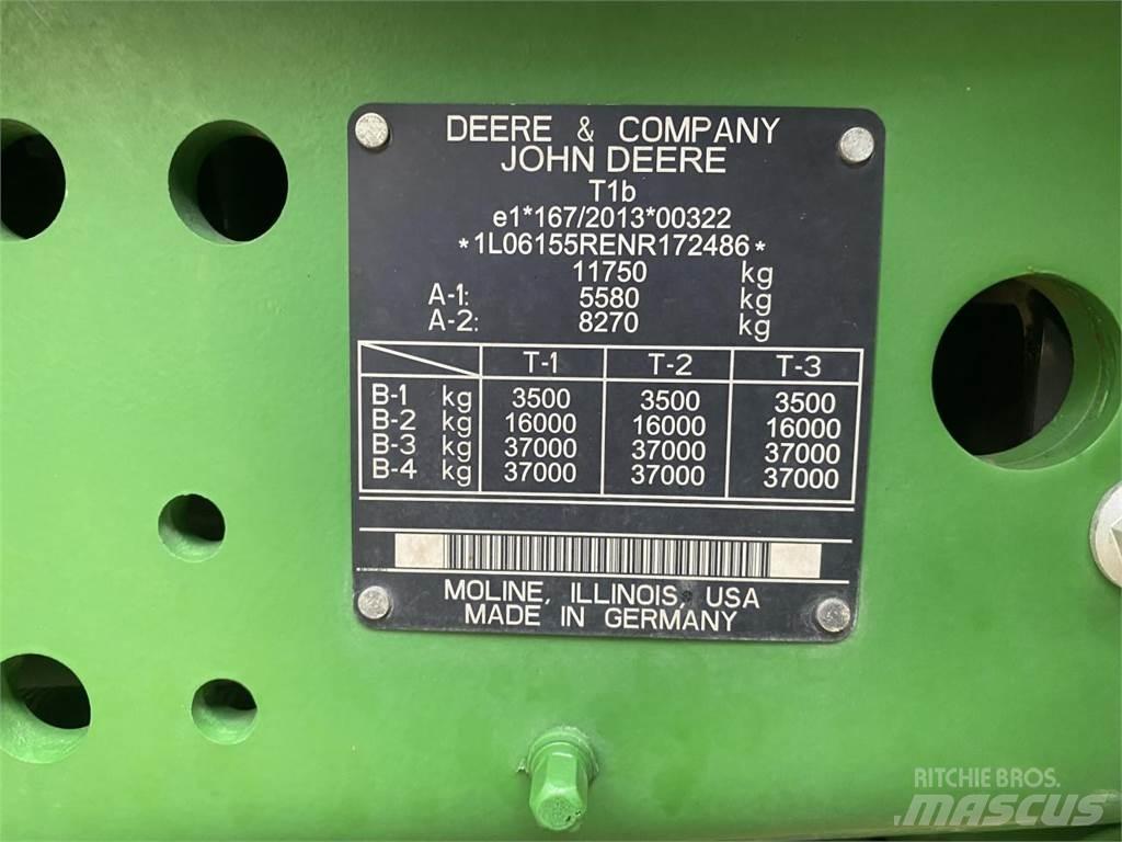 John Deere 6R 155 الجرارات