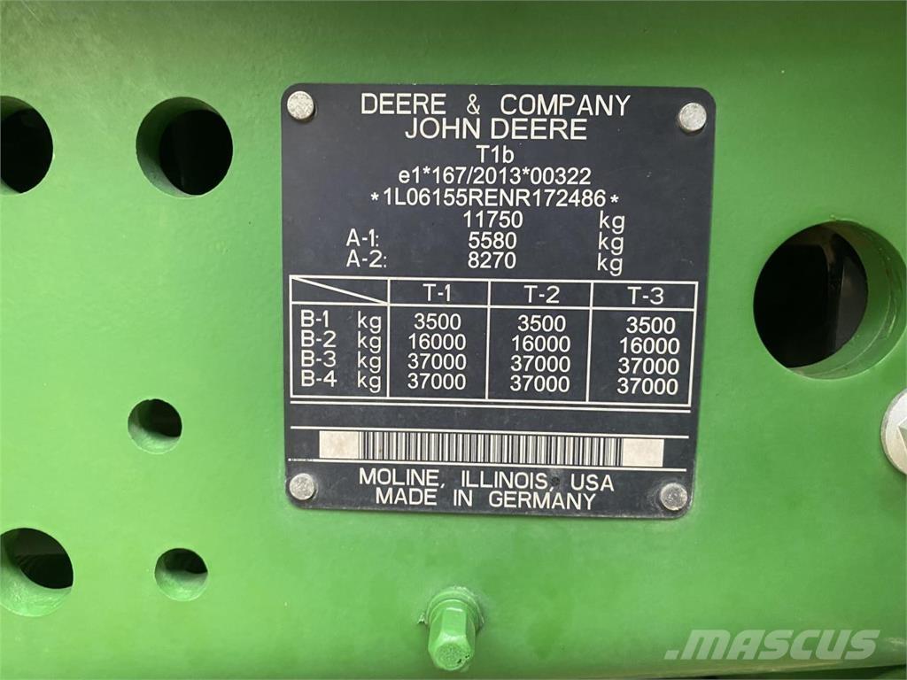 John Deere 6R 155 الجرارات
