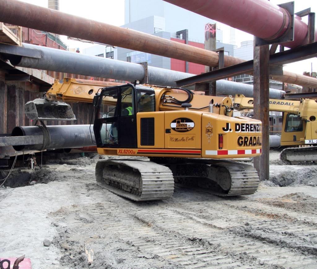 Gradall XL 5200 III حفارات خاصة