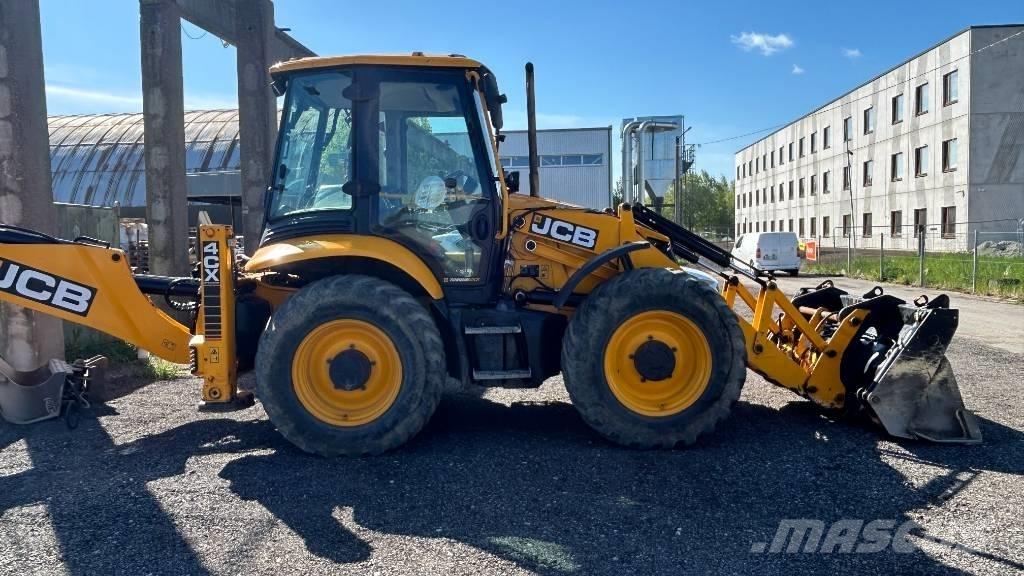 JCB 4 CX Pro لوادر ذات جرافات عكسية