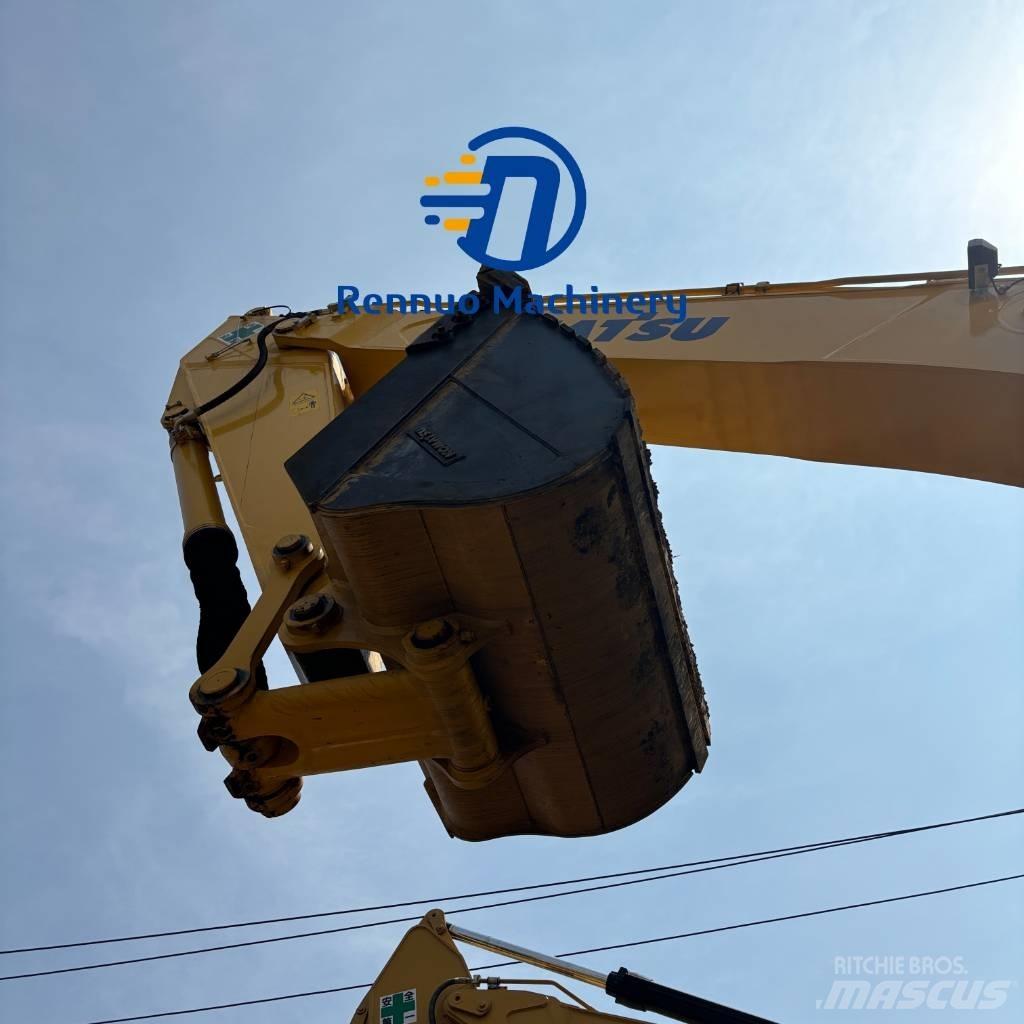 Komatsu PC450-8 حفارات زحافة