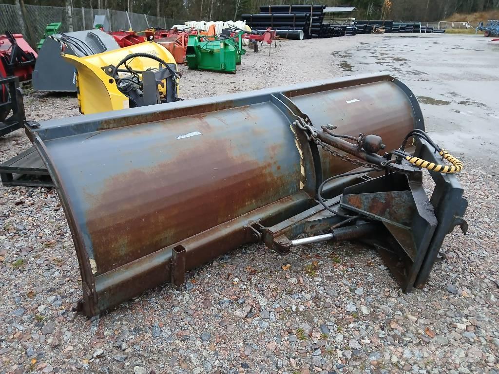 Stark 360 حراثات ونصول الجليد