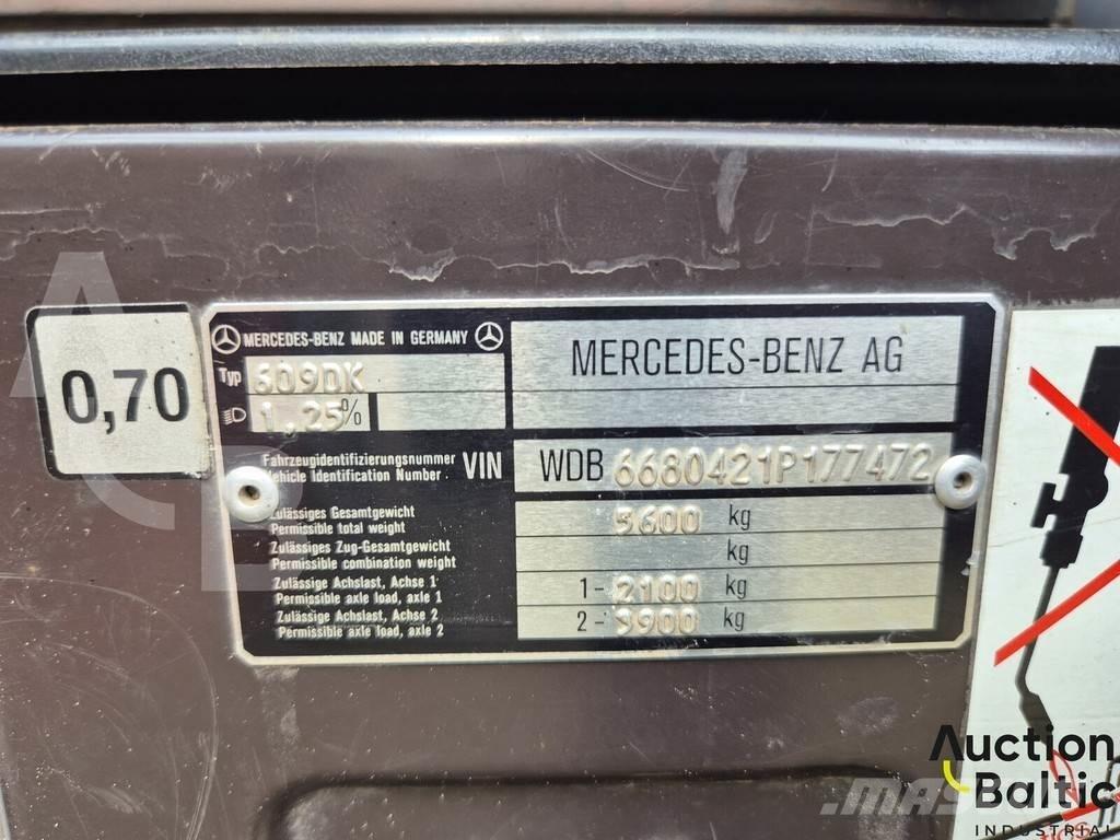 Mercedes-Benz 609 شاحنات قلابة