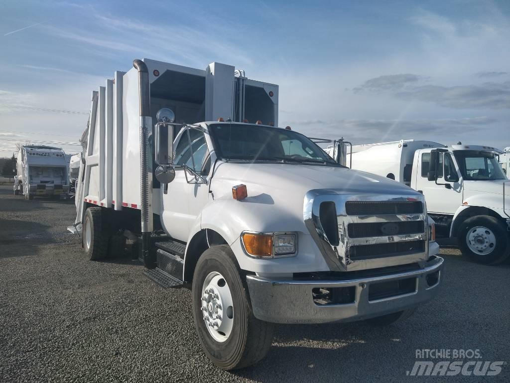 Ford F750 شاحنات المخلفات