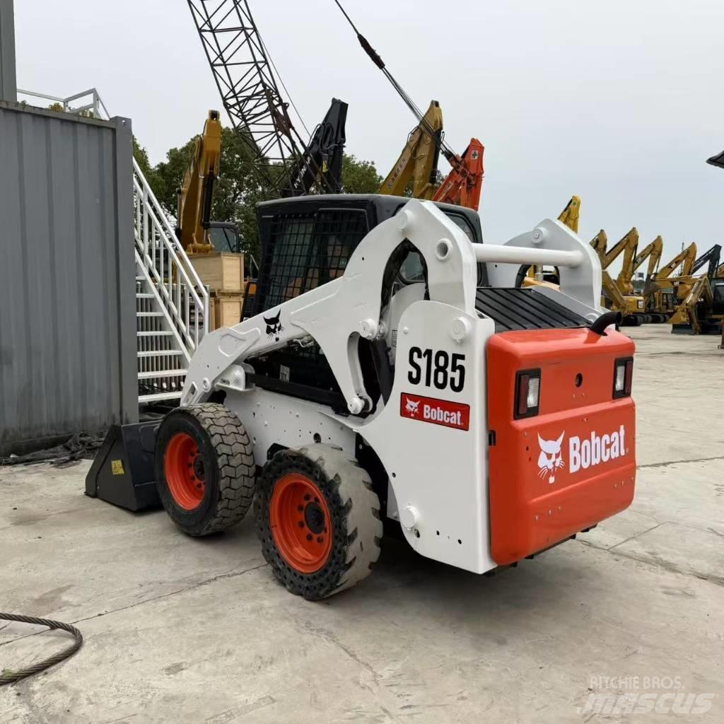 Bobcat S 185 لوادر انزلاقية التوجيه