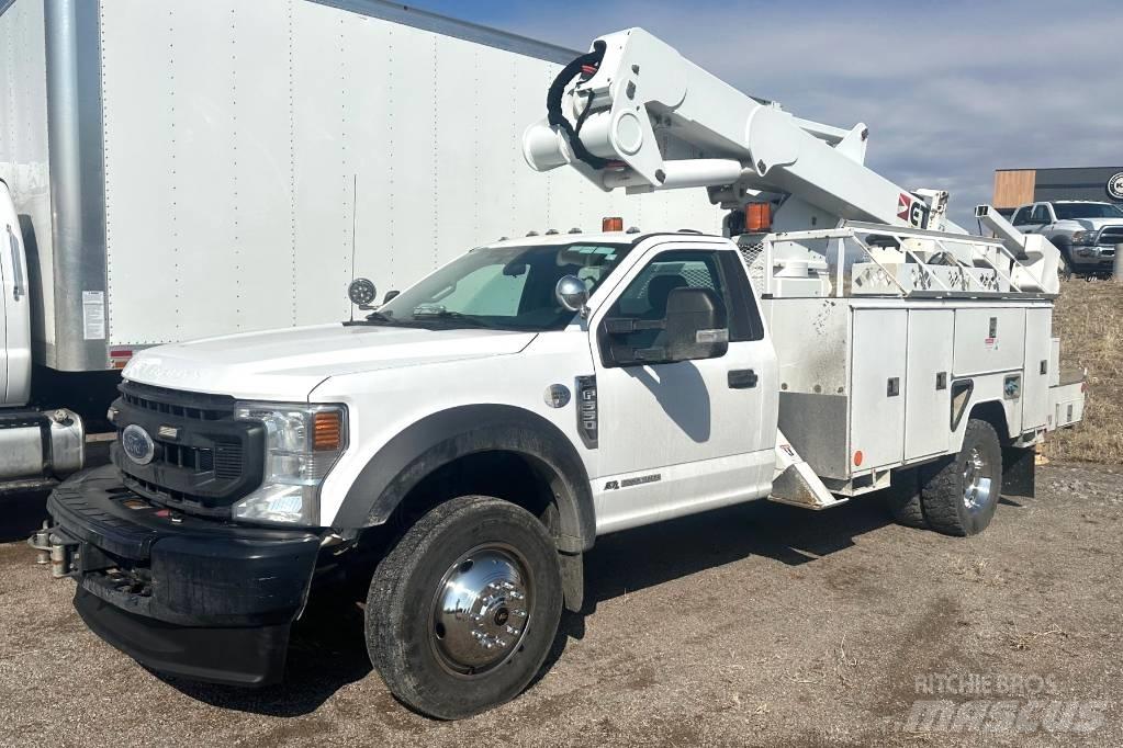 Ford F 550 XL SD المنصات الهوائية المثبتة على شاحنة