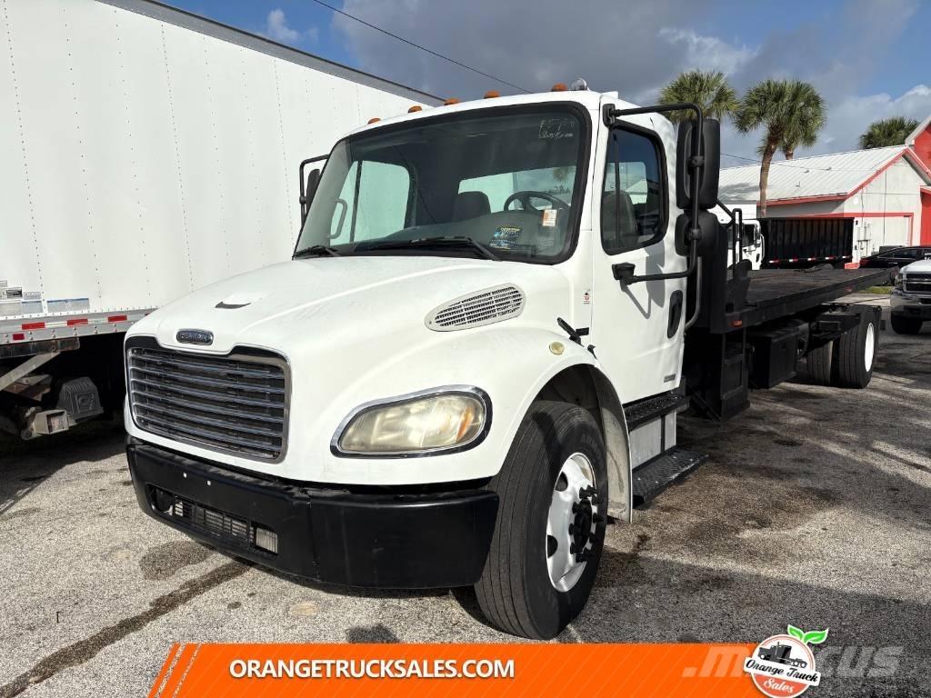 Freightliner M2 شاحنات قابلة للفك