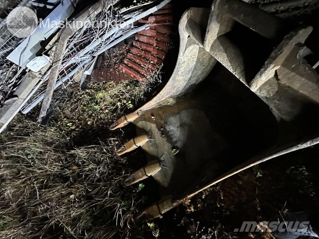 Volvo EC 140 LC حفارات زحافة