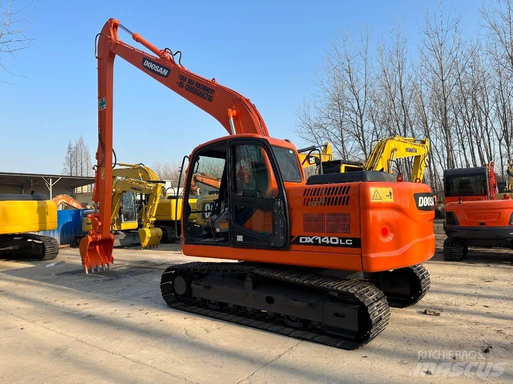 Doosan DX 140 حفارات صغيرة أقل من 7 طن (حفارات صغيرة)