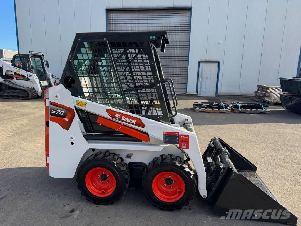 Bobcat S 70 لوادر انزلاقية التوجيه