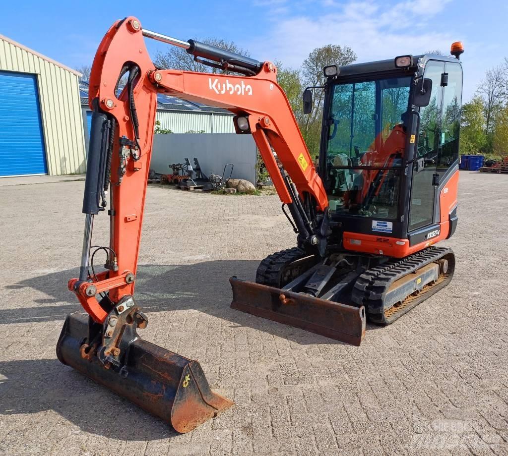 Kubota KX027-4 حفارات صغيرة أقل من 7 طن (حفارات صغيرة)