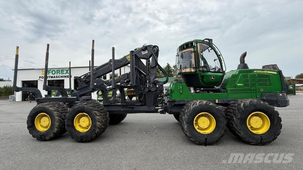 John Deere 1910G شاحنات