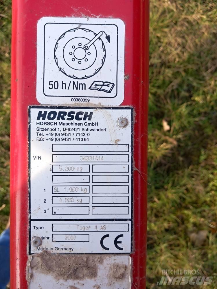 Horsch Tiger 4 AS المحراث الحفار